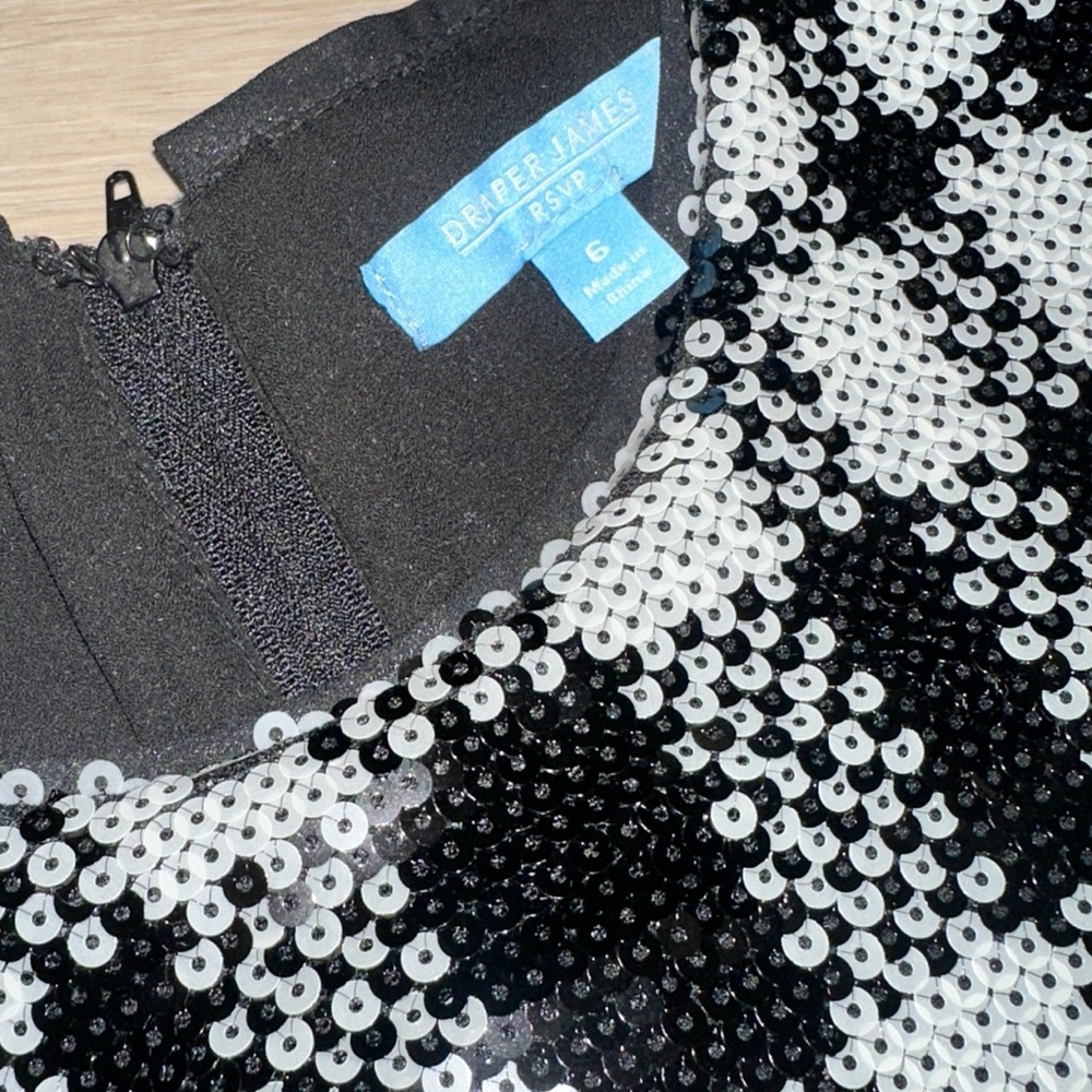 NWT Draper James RSVP Sequins Sheath Dress, Size 6 - Picture 5 of 8